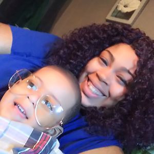 Meet your Posher, Kayla